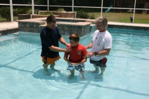 5652_1182684283163_7435221_n